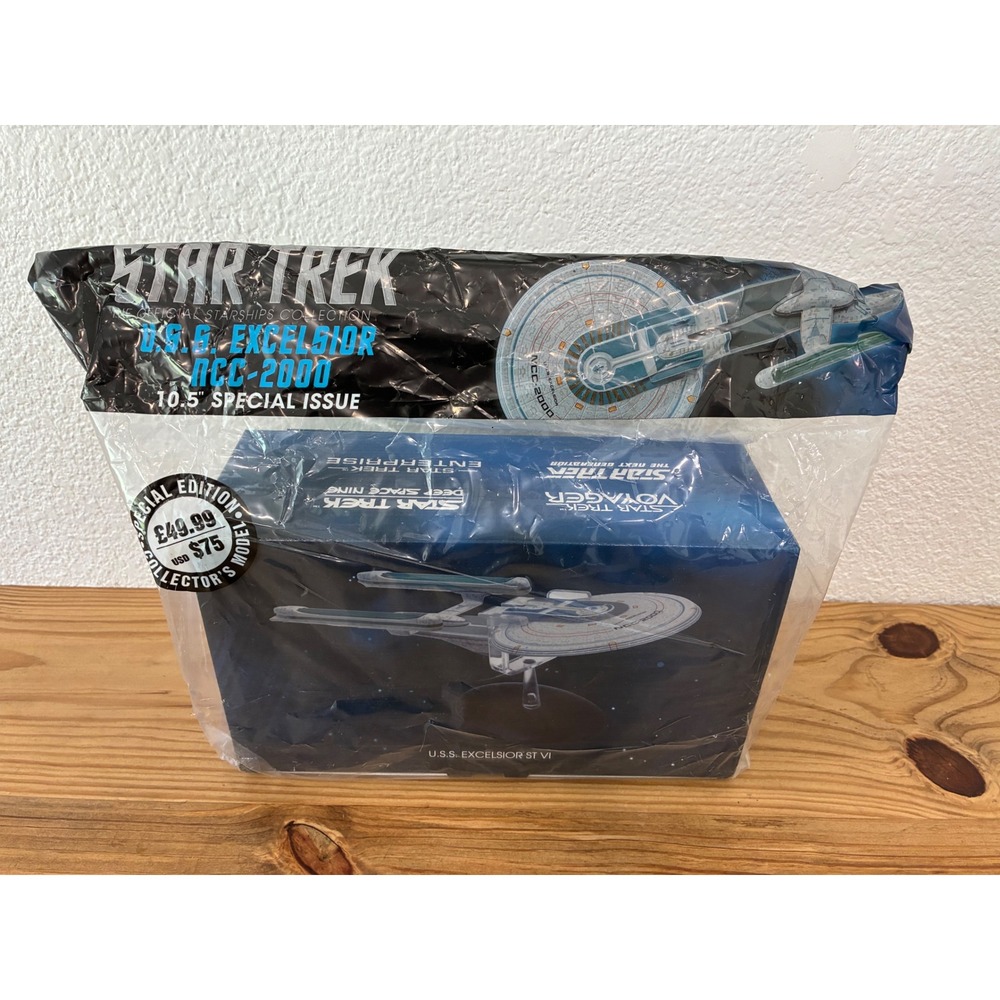 2019 Eaglemoss Star Trek U.S.S. Excelsior ST VI XL Edition with Magazine